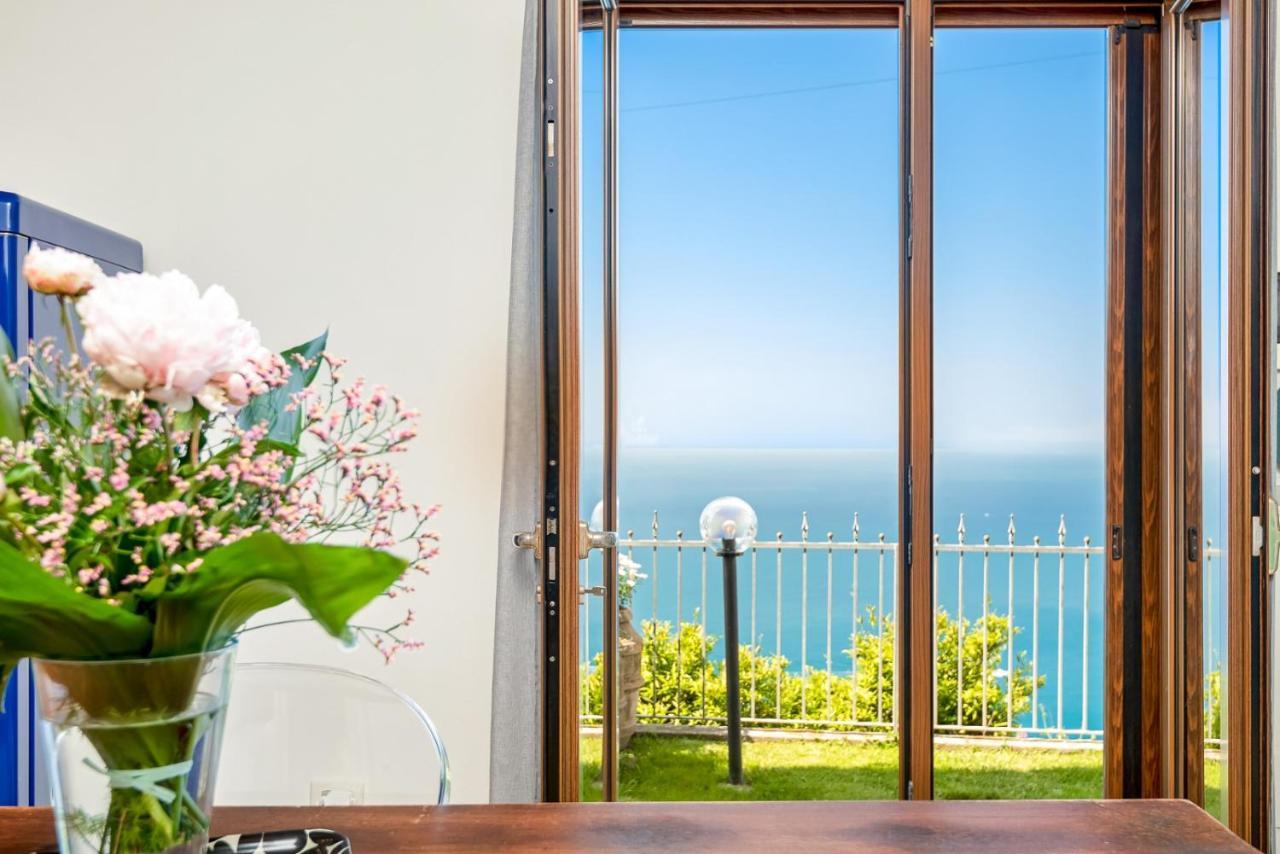 Ferienwohnung Orizzonte Damare Volastra Exterior foto